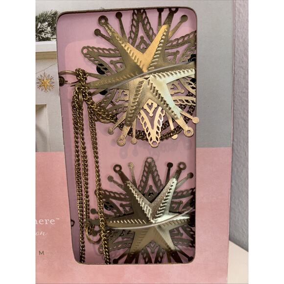 Cupcakes & Cashmere Metal Snowflakes Stars Garland Gold Christmas Holiday 6ft - Picture 2 of 4